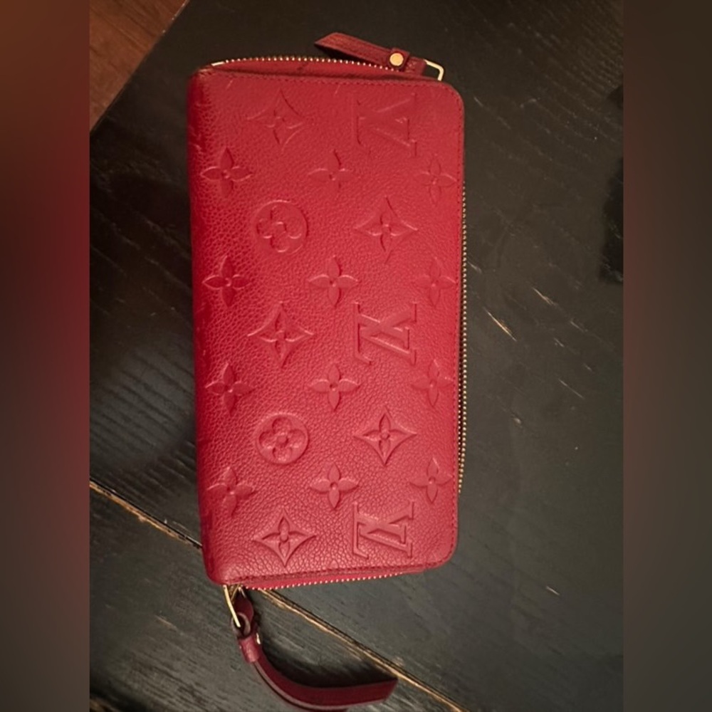 Louis Vuitton empriente Cherry Red Monogram Wallet